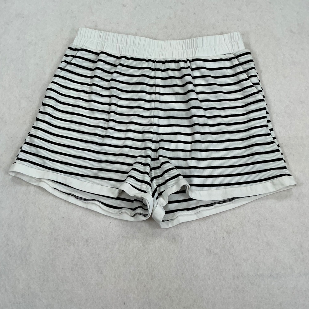 Womens White Black Striped Ribbed Knit Lounge Shorts Pockets Size M
